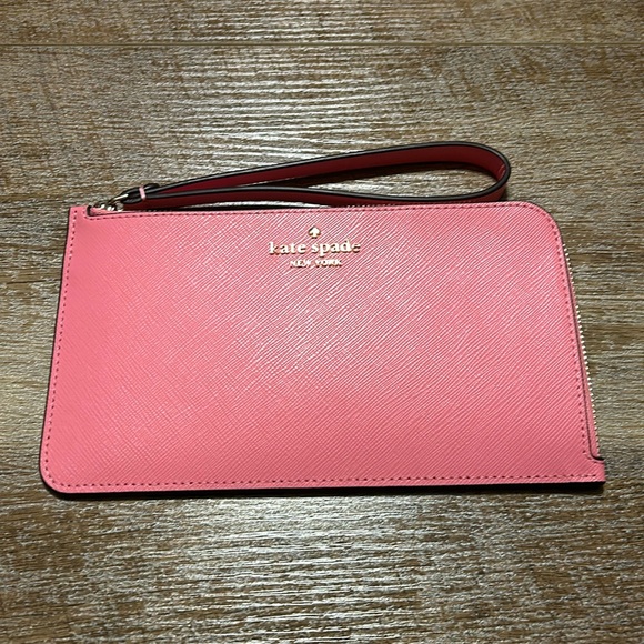 kate spade Accessories - Kate Spade NWT Lucy Saffiano Leather